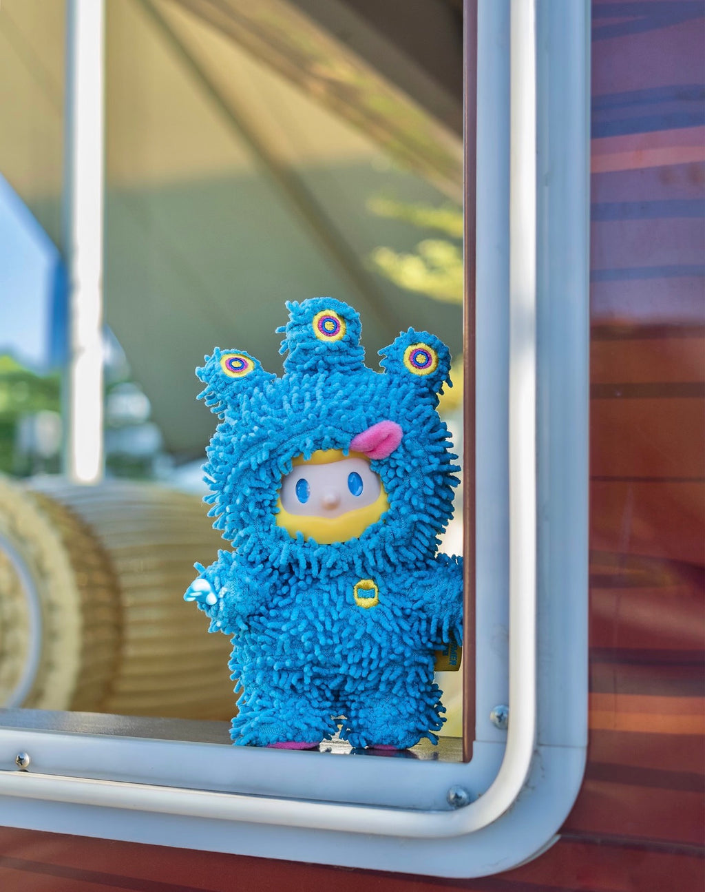 Furry Jog Bob plush