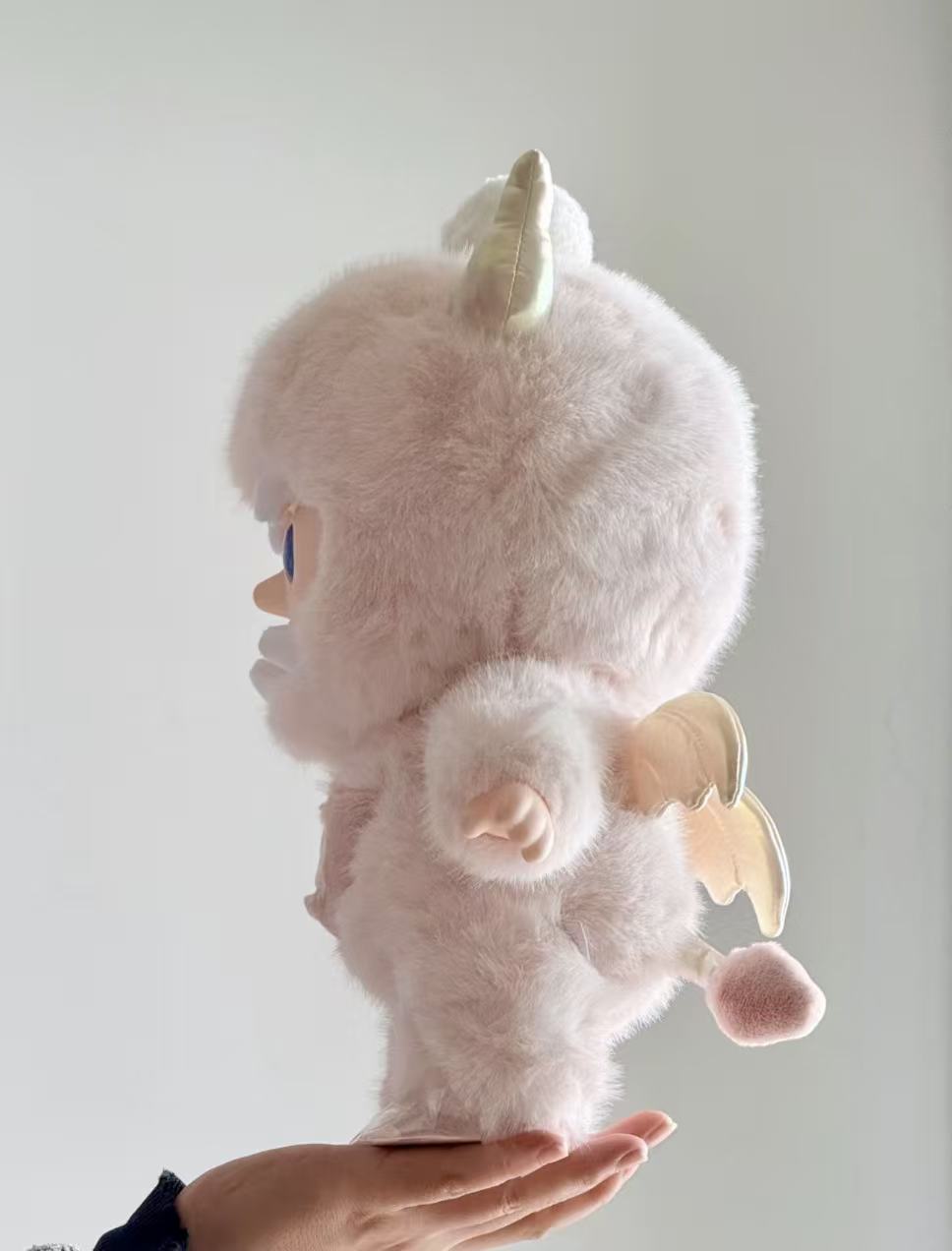 Furry Messenger Demon Bob  35CM  Brand new