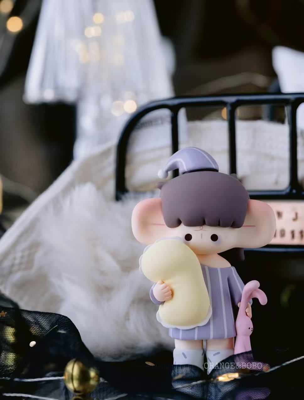 ISLAND WHITE NIGHT ENDLESS NIGHT Blind Box Series by Wonton Island