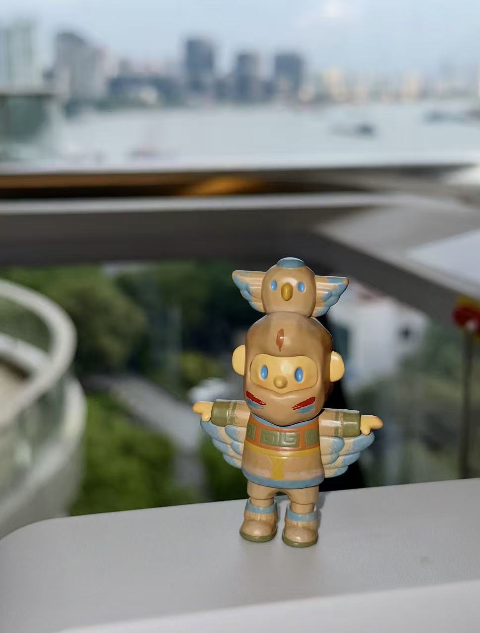 TOTEM BOB 1001 Limited Hangcard