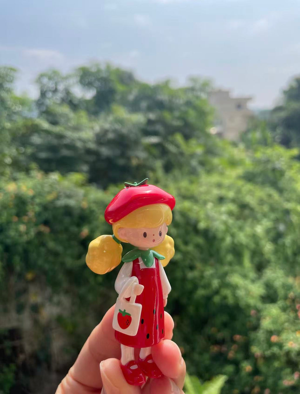 65% Molinta Little Wild Strawberry 999 Units Limited