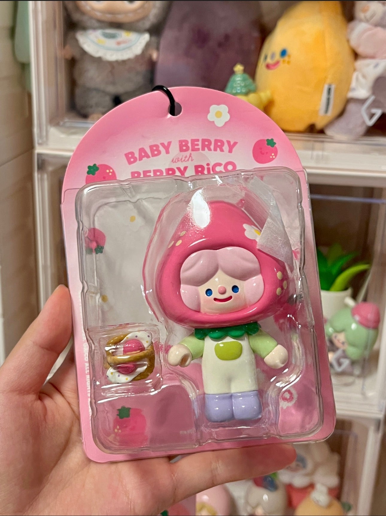 Baby berry with straberry rico hangcard