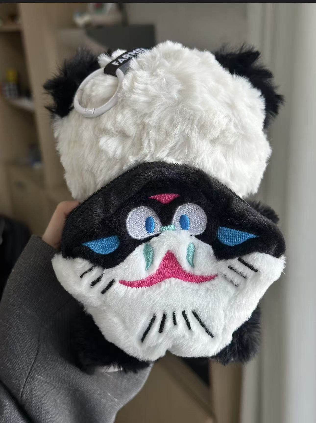 Furry Panda Bob  (Hangcard)